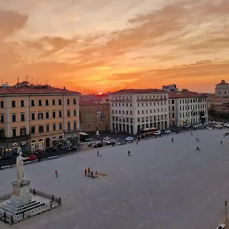 Repubblica Rooftop Loft Apartment *