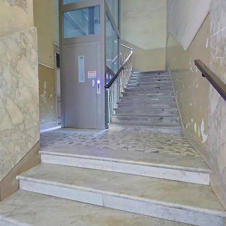 Repubblica Rooftop Loft شقة ليفورنو